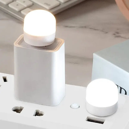 Small USB light bulb