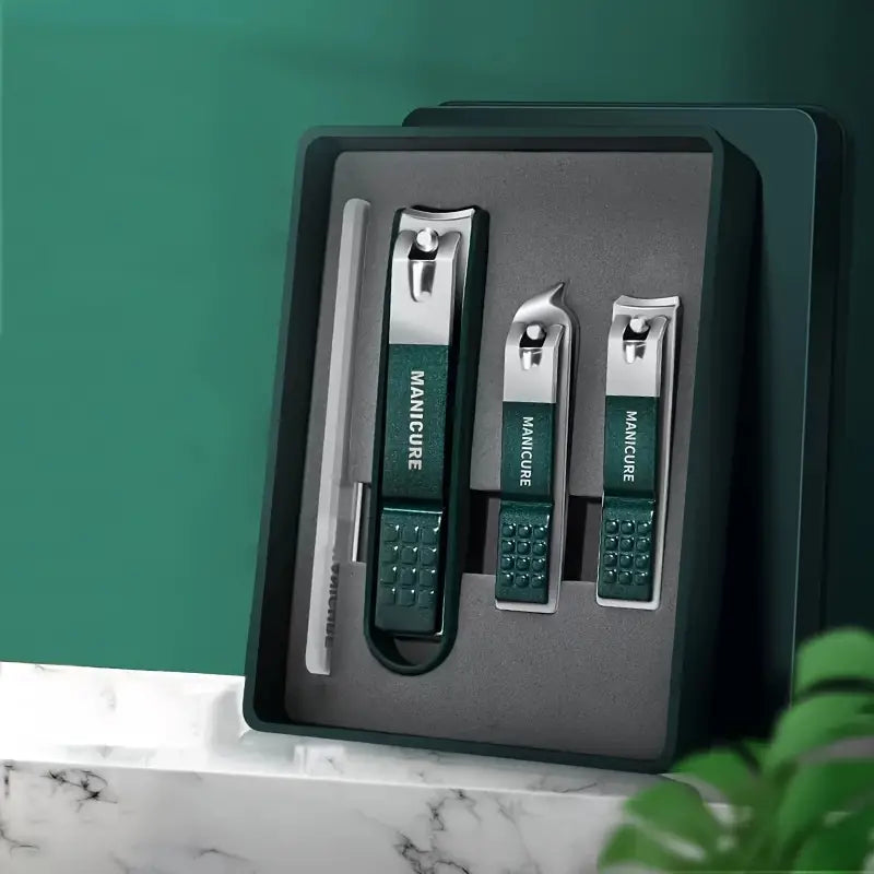 4 in 1 nail clipper and file set